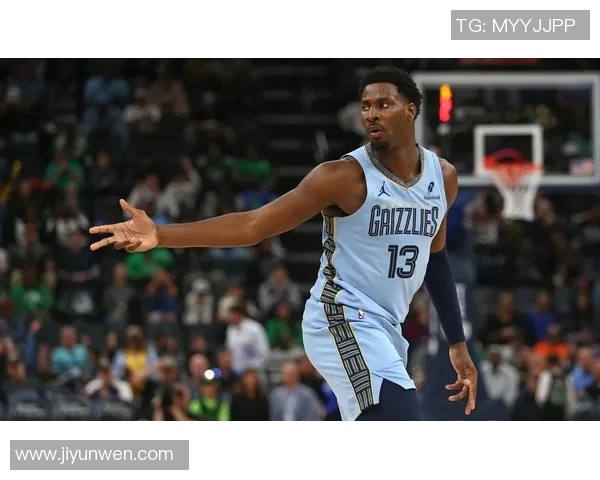 灰熊迅猛反击扎克伊迪强势暴扣完成2加1精彩瞬间 灰熊迅猛反击扎克伊迪强势暴扣完成2加1精彩瞬间