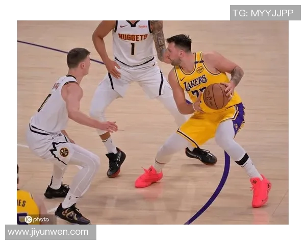 湖人三核终于共存！东契奇展最佳模式，里弗斯双能卫，艾顿受益！